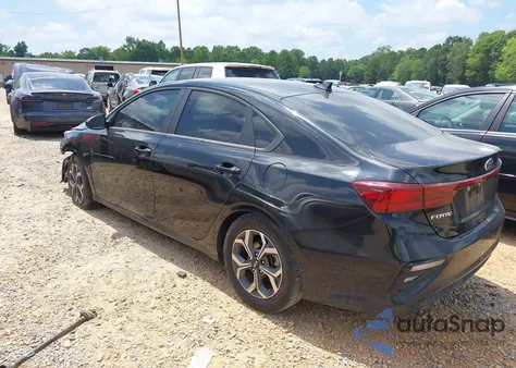 2021 Kia Forte Lxs из США, поврежденный, VIN 3KPF24AD6ME412613